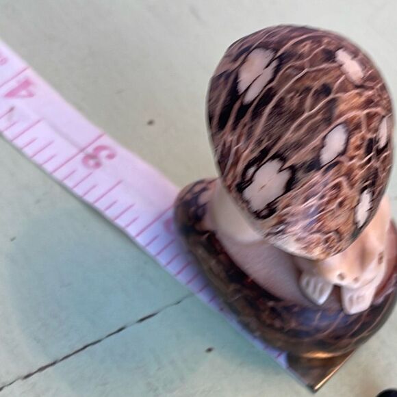 Tagus Nut mushroom and frog craved figurine. Sustainably eco friendly - Picture 6 of 8